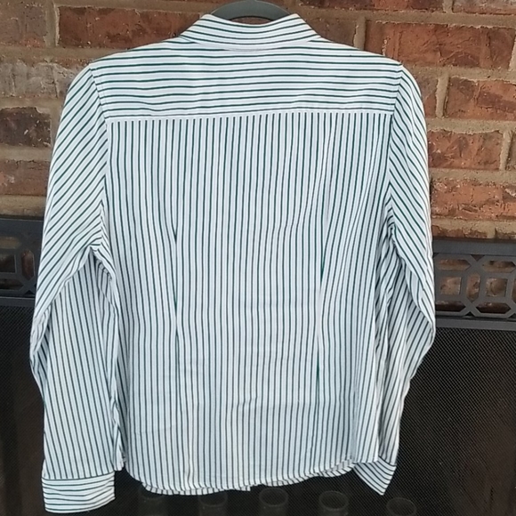 212 Collection green/white striped blouse Sz M - Picture 3 of 8